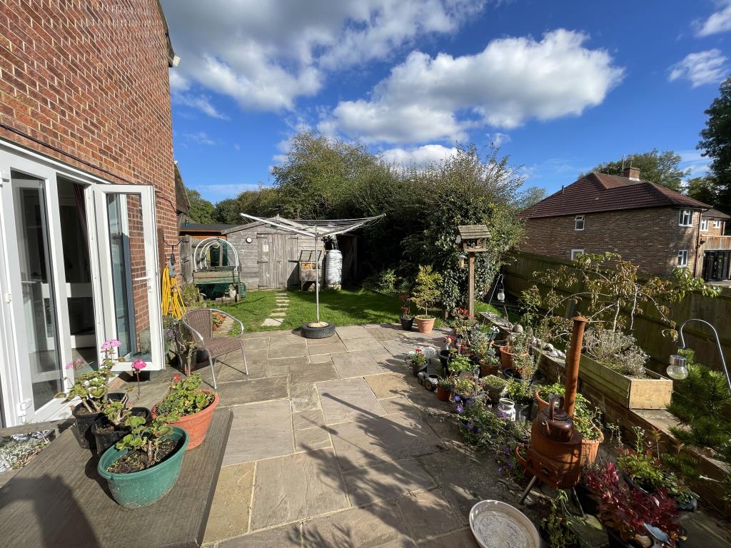 Lot: 58 - RESIDENTIAL ASSURED TENANCY INVESTMENT - External image of garden from patio area towards front of property